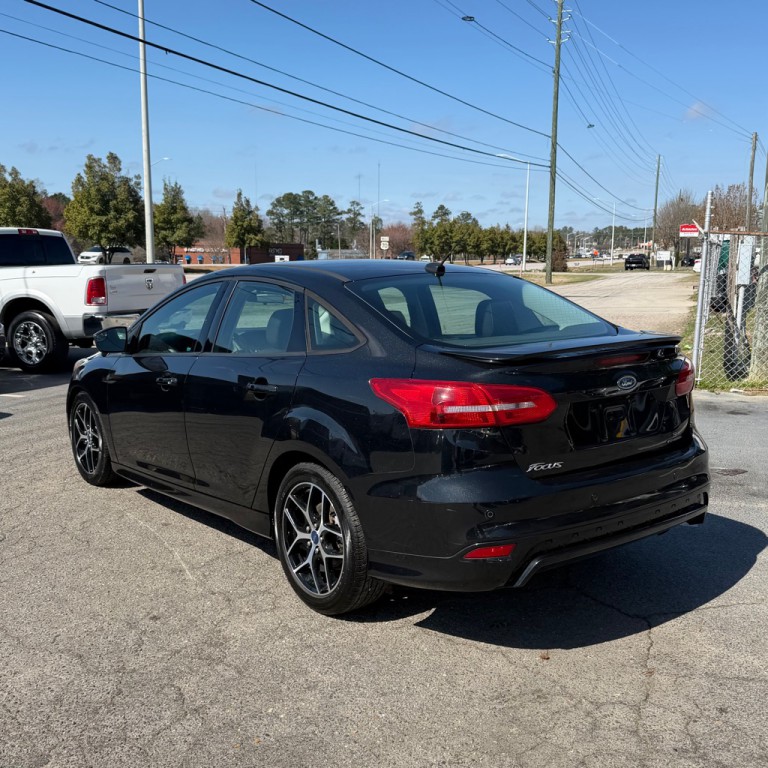 2015 Ford Focus Image 14