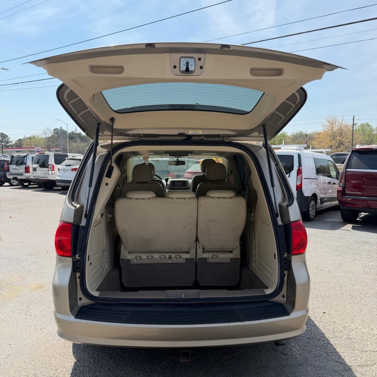 2009 Volkswagen Routan Image 15