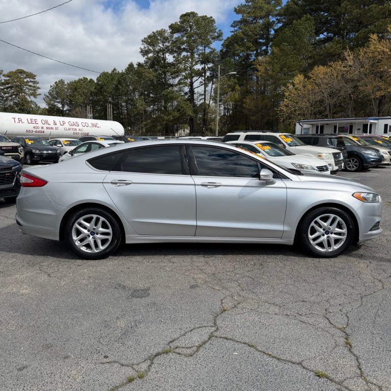 2015 Ford Fusion Image 4