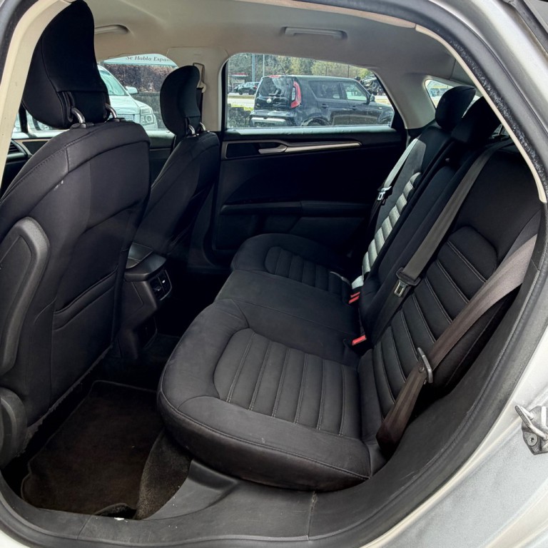 2015 Ford Fusion Image 10