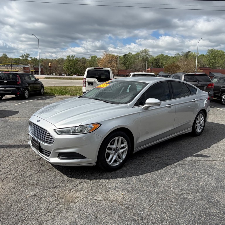 2015 Ford Fusion Image 12