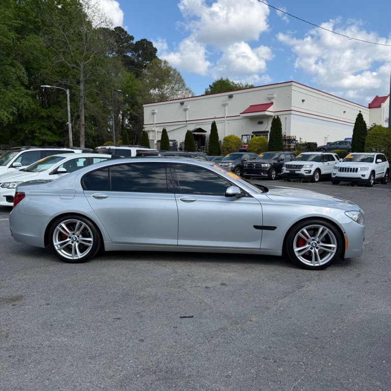 2015 BMW 7 Series Image 4