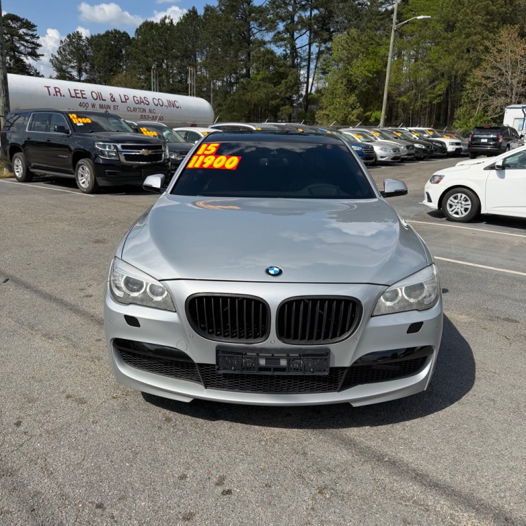 2015 BMW 7 Series Image 5