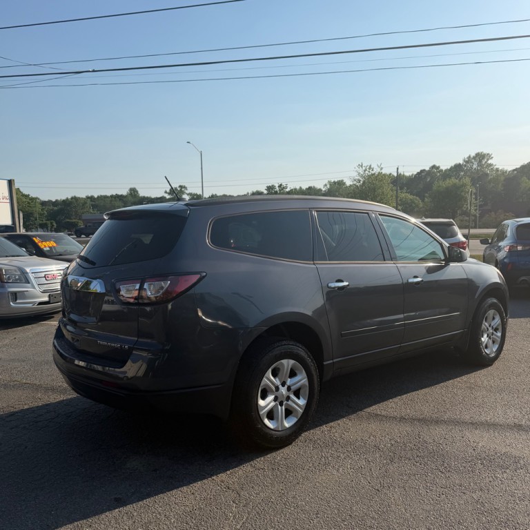 2013 Chevrolet Traverse Image 3