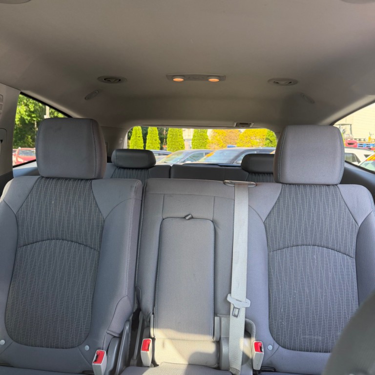 2013 Chevrolet Traverse Image 11