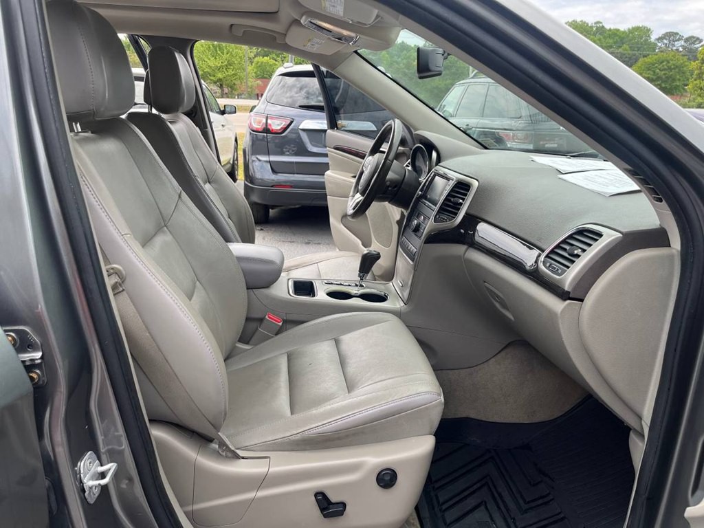 2012 Jeep Grand Cherokee Image 10