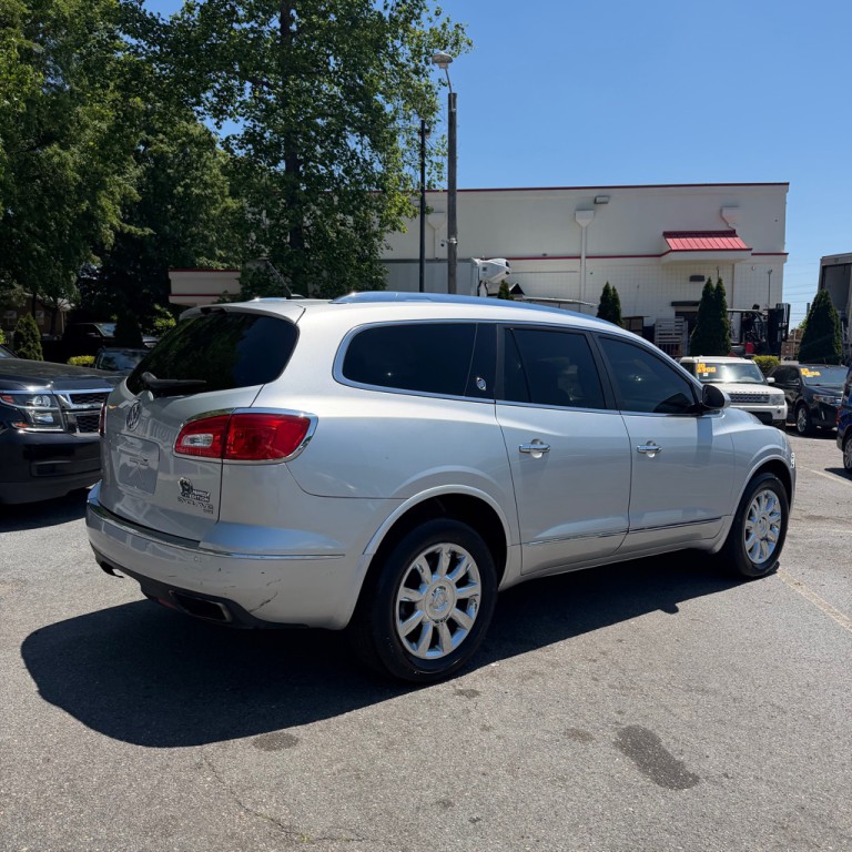 2013 Buick Enclave Image 3