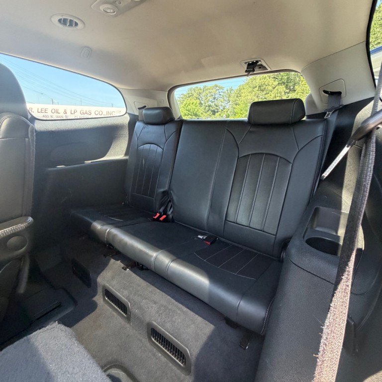 2013 Buick Enclave Image 12