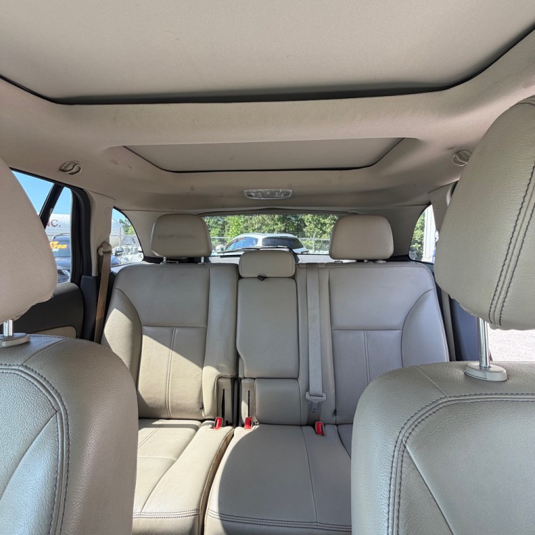 2014 Ford Edge Image 9