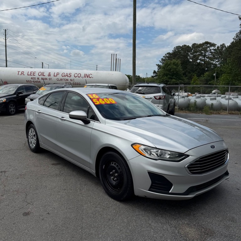 2019 Ford Fusion Image 2