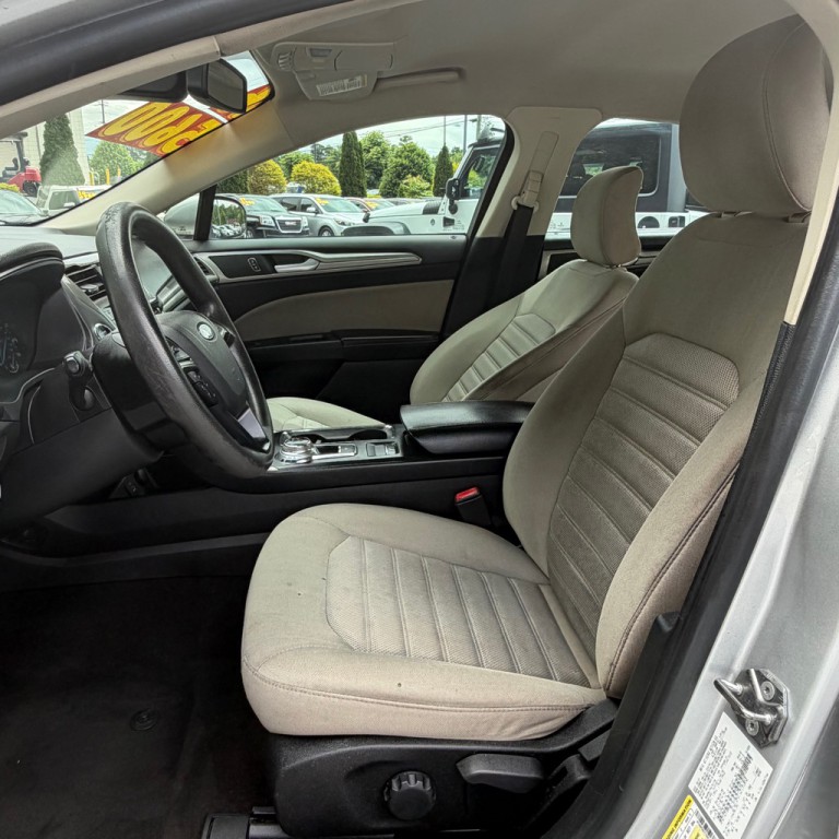 2019 Ford Fusion Image 6