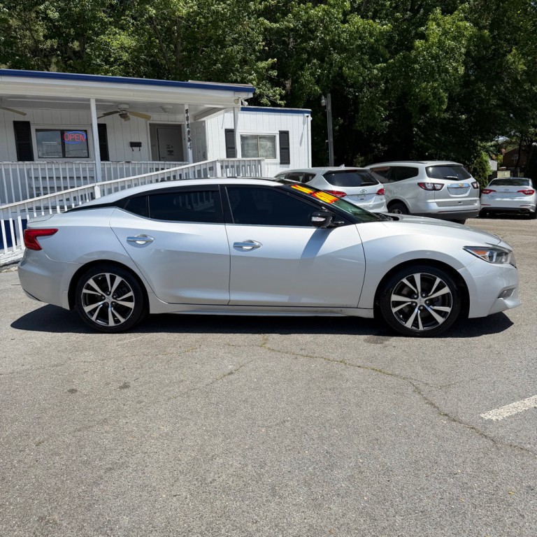 2016 Nissan Maxima Image 4