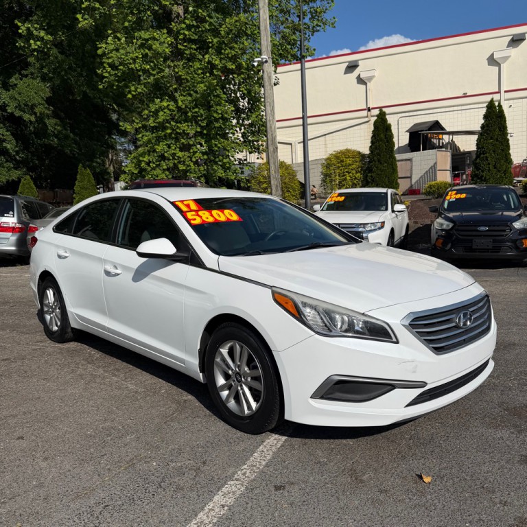2017 Hyundai Sonata Image 2
