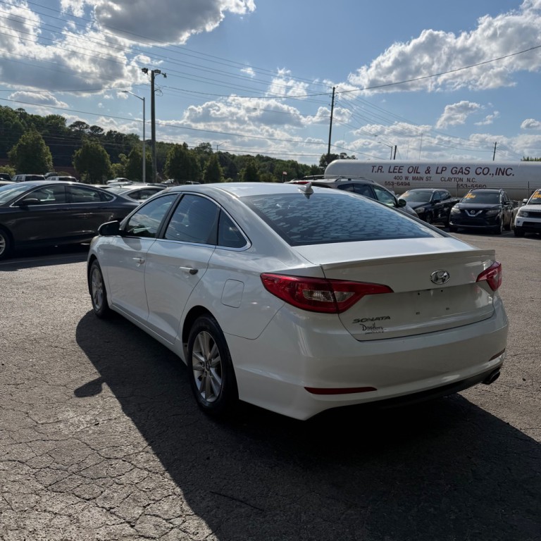 2017 Hyundai Sonata Image 14