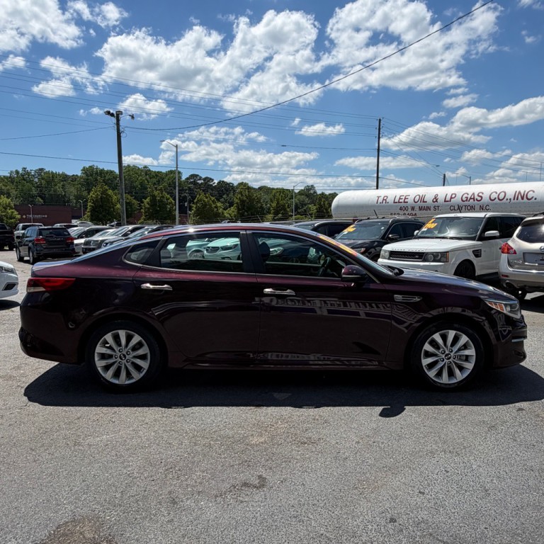 2017 Kia Optima Image 4