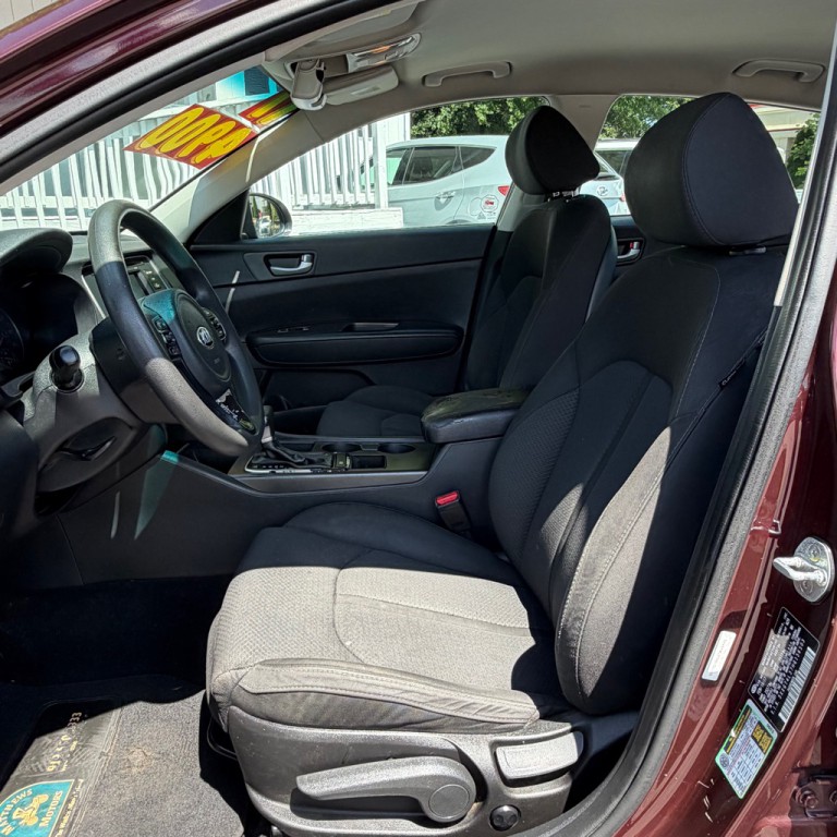 2017 Kia Optima Image 6