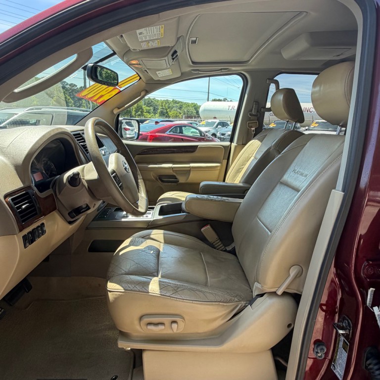 2011 Nissan Armada Image 6