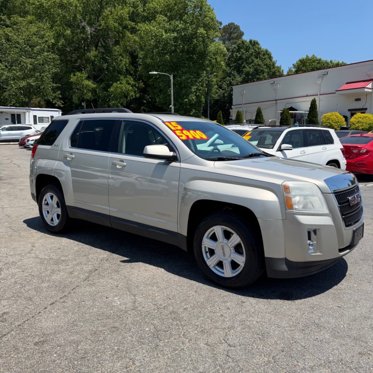2015 GMC Terrain Image 2