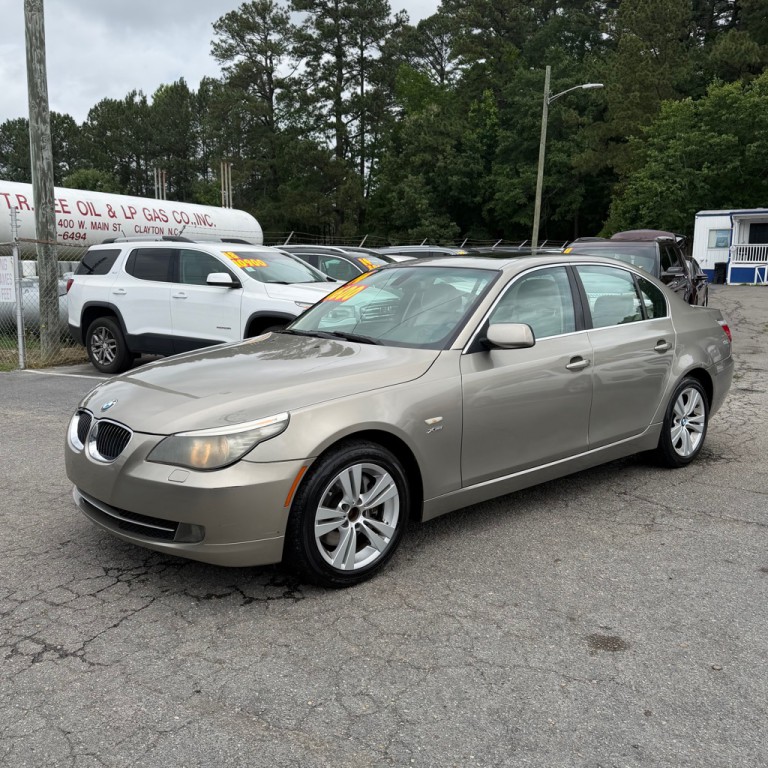 2009 BMW 5 Series Image 12