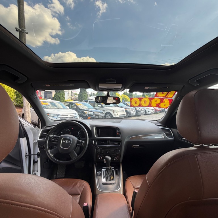 2010 Audi Q5 Image 8