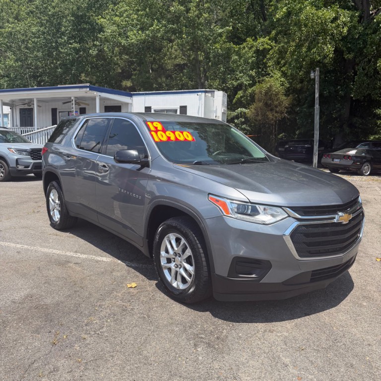 2019 Chevrolet Traverse Image 2