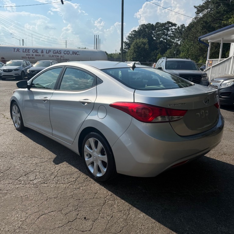 2013 Hyundai Elantra Image 14