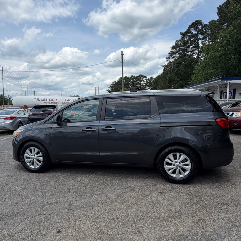 2016 Kia Sedona Image 16