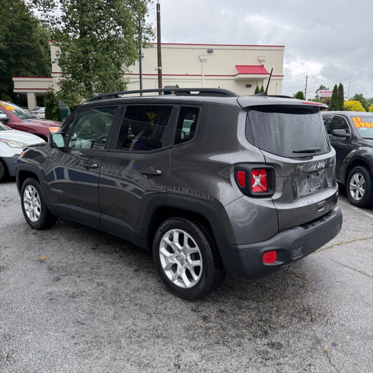 2018 Jeep Renegade Image 16