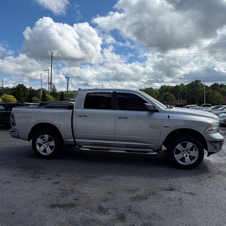 2015 RAM 1500 Image 4