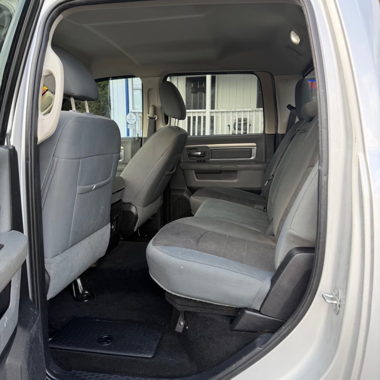 2015 RAM 1500 Image 10