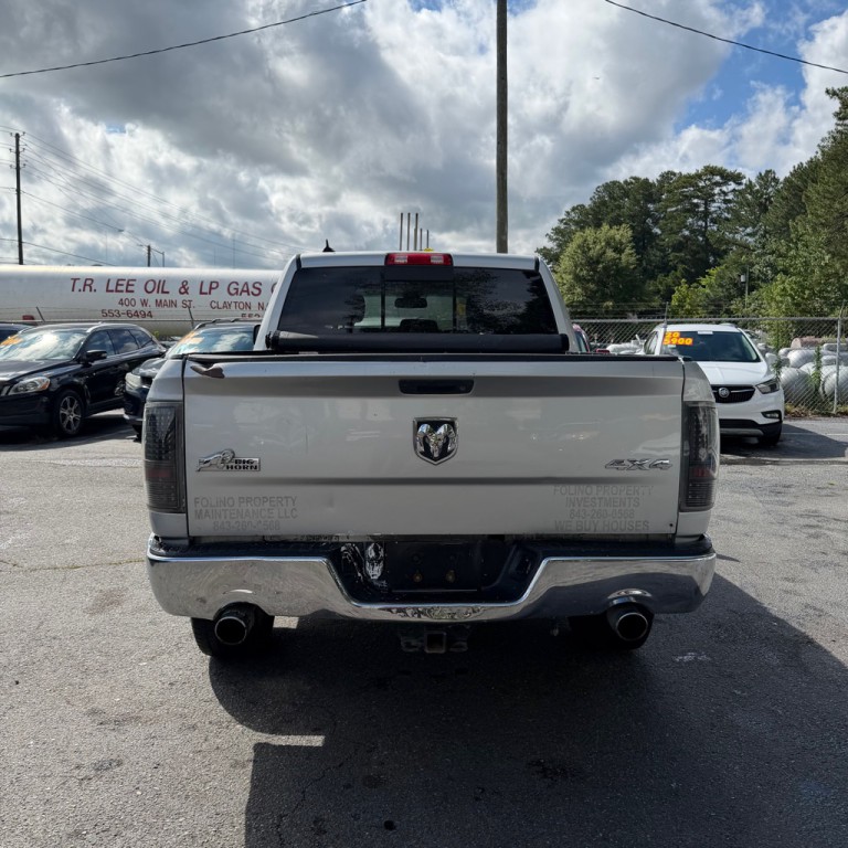 2015 RAM 1500 Image 16
