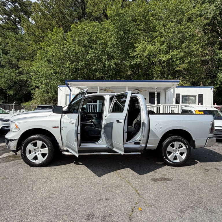 2015 RAM 1500 Image 17