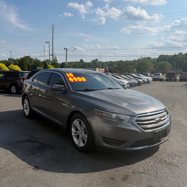 2014 Ford Taurus Image 2