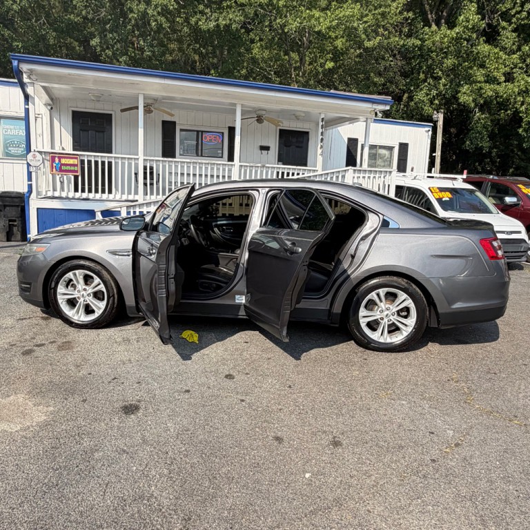 2014 Ford Taurus Image 16
