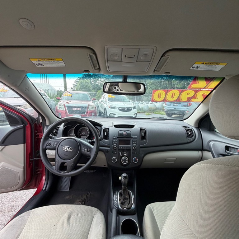 2012 Kia Forte Image 8