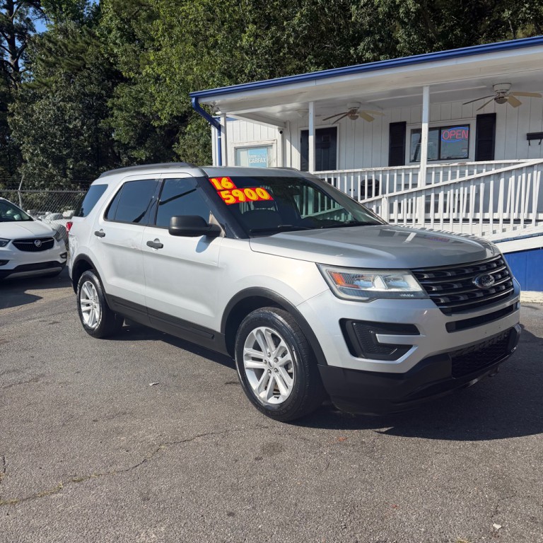 2016 Ford Explorer Image 2