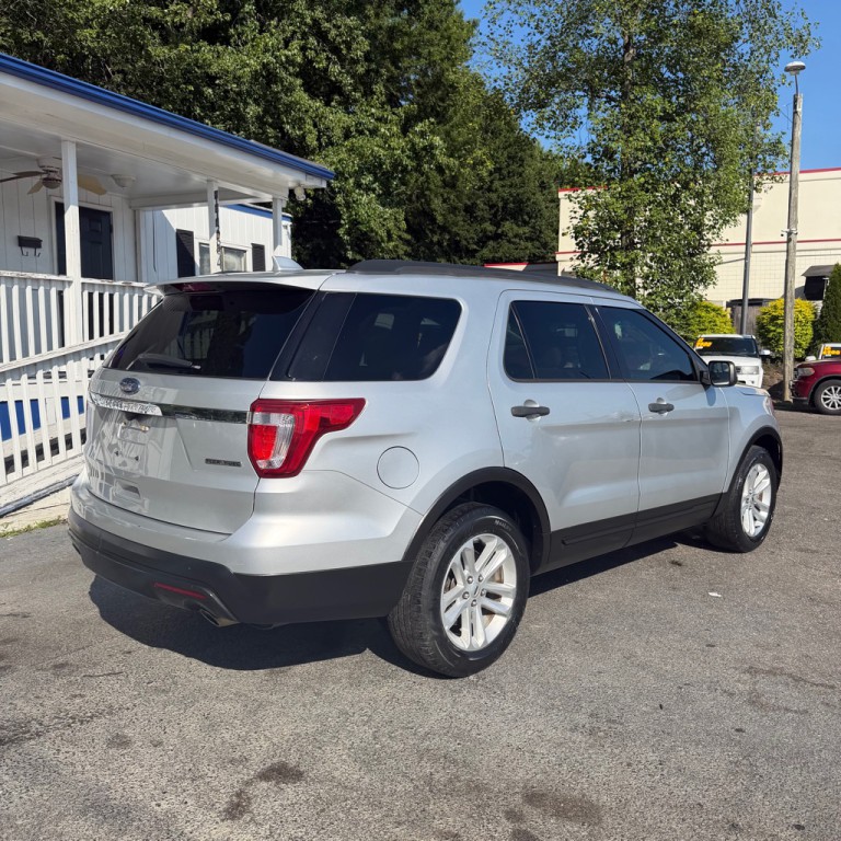 2016 Ford Explorer Image 3