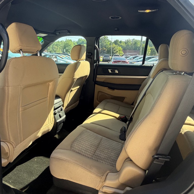 2016 Ford Explorer Image 10