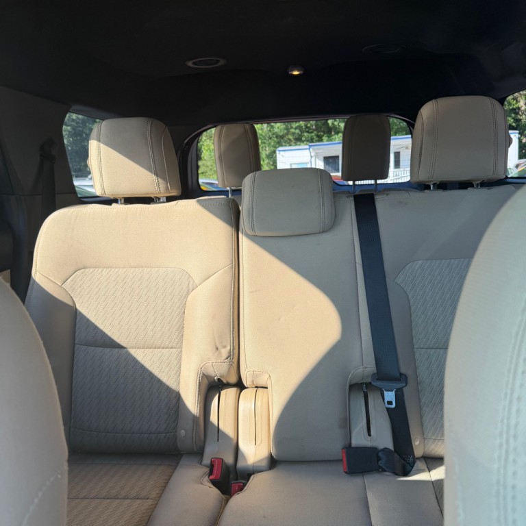 2016 Ford Explorer Image 11