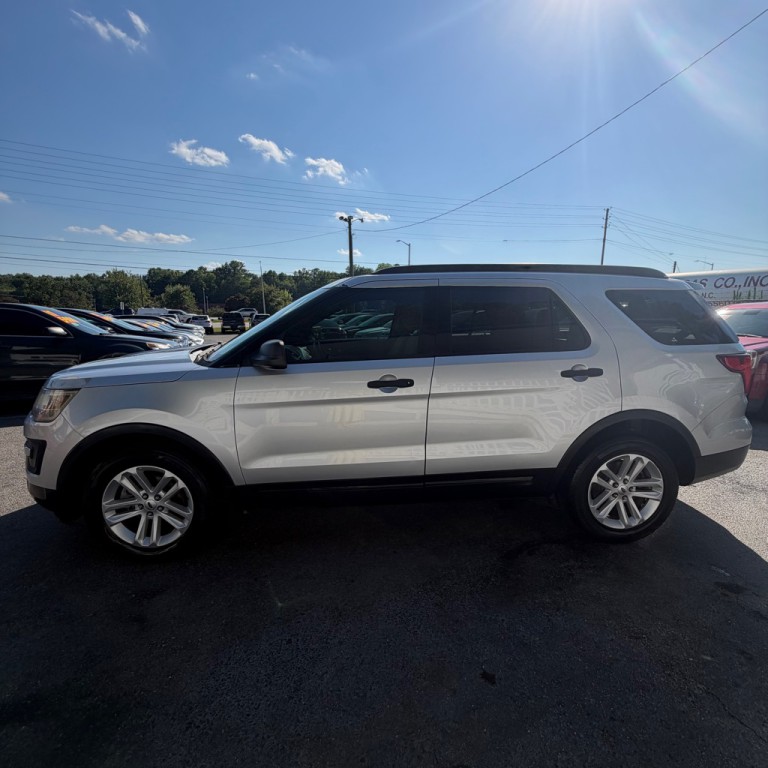 2016 Ford Explorer Image 16
