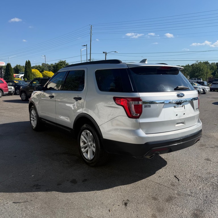 2016 Ford Explorer Image 17