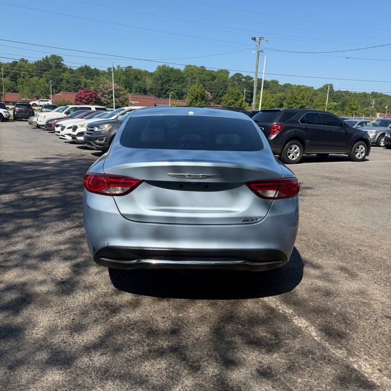 2015 Chrysler 200 Image 15
