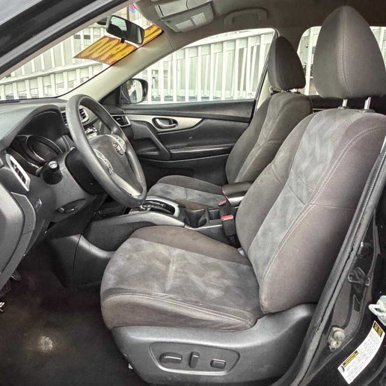 2016 Nissan Rogue Image 6