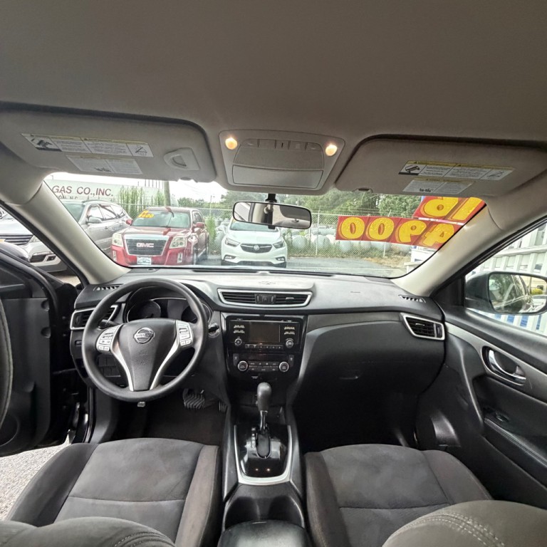 2016 Nissan Rogue Image 8