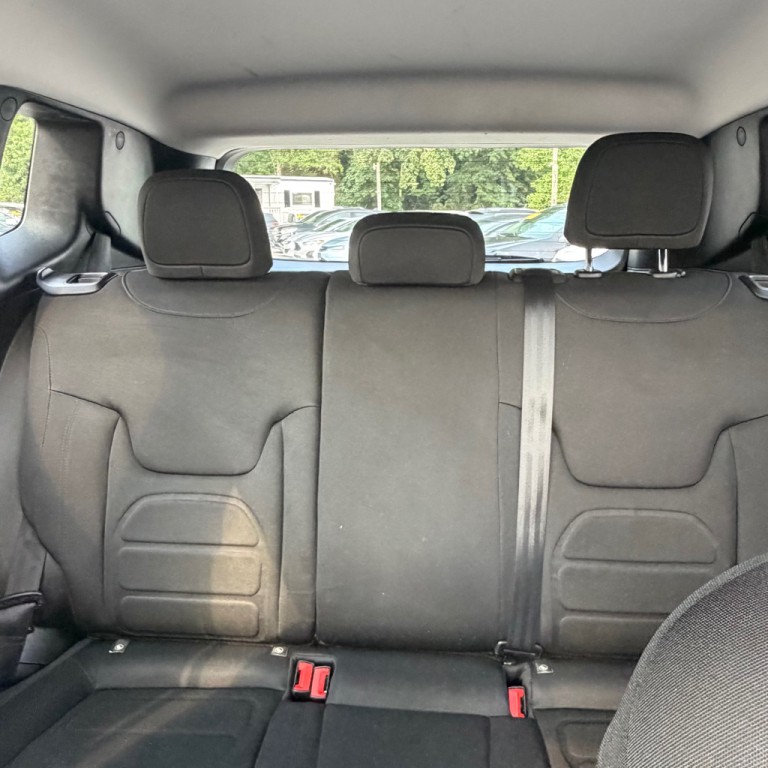 2018 Jeep Renegade Image 11
