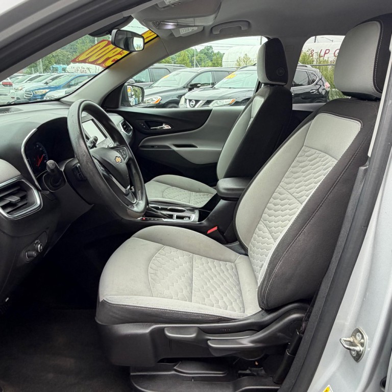 2018 Chevrolet Equinox Image 6
