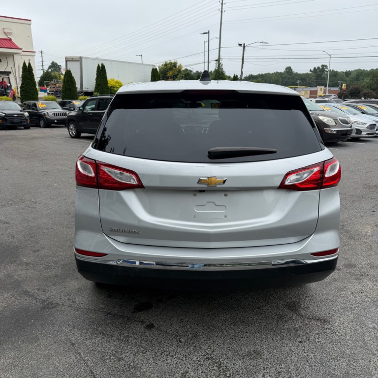 2018 Chevrolet Equinox Image 17