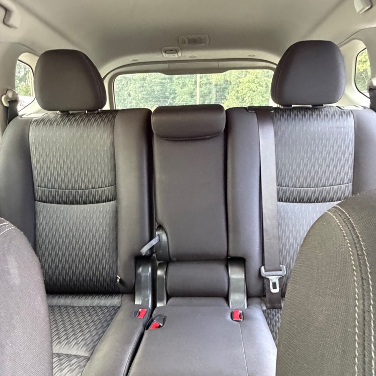 2018 Nissan Rogue Image 11