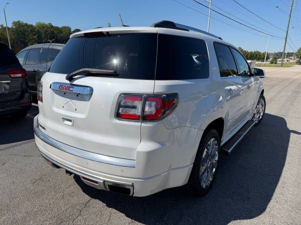 2016 GMC Acadia Image 6