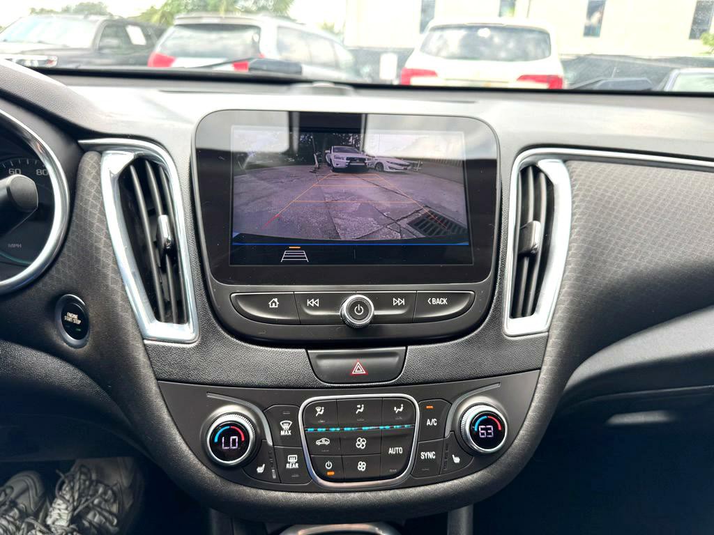 2019 Chevrolet Malibu Image 7